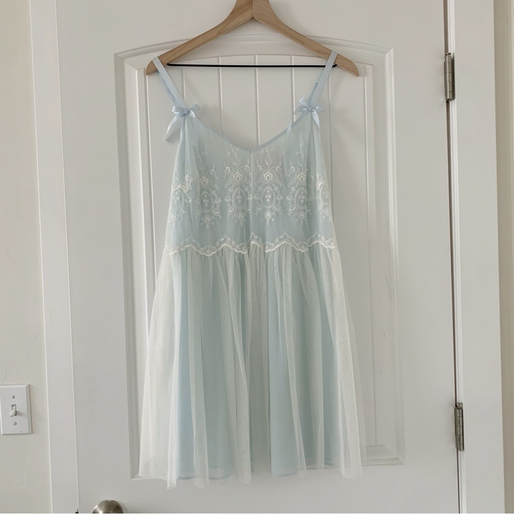 oscar de la renta pink label baby blue babydoll slip 🫧